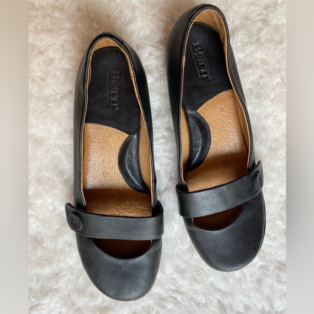 Born Shoes Women’s 7.5 Mary Jane Flats Black
